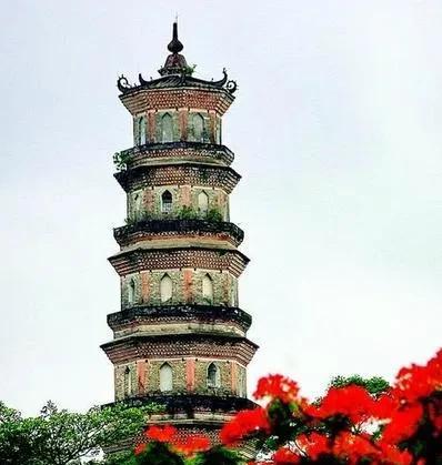 这个“豆包”有点不靠谱，问它南阳哪个县的镇子最多，不说县级市邓州的20个，它说是