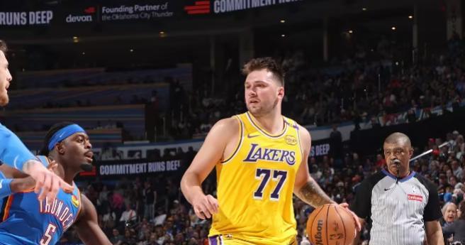 #篮球#
2025年4月9日NBA常规赛，湖人客场以120-136不敌雷霆。雷迪