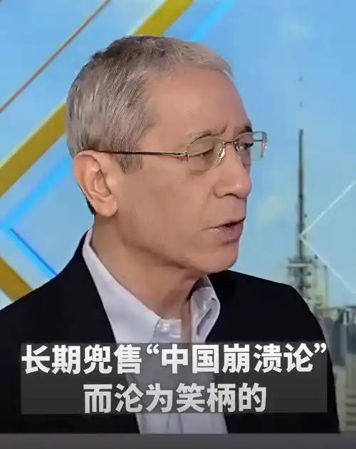 “中国崩溃论”的正主章家敦说了，中国胜利日兵用的武器都不存在，他认为中国人吹嘘过