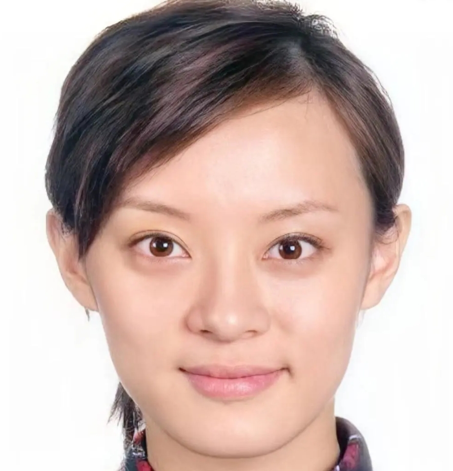无修素颜证件照，单看这张谁更漂亮？