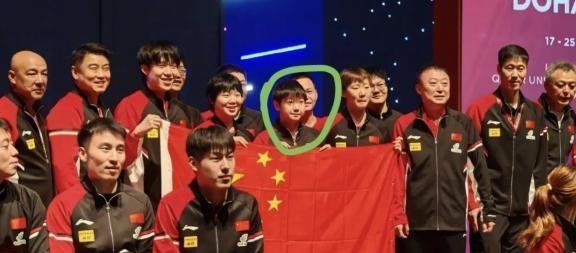 孙颖莎又霸榜了！但说实话看这排名真让人又喜又忧。王楚钦刚在世乒赛把男单冠军奖杯抱