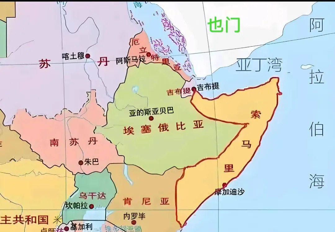 美国咋突然炸索马里了











真是气炸了！美国大兵现在憋屈得要命，