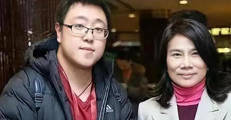 董明珠:谁当我儿媳妇绝对会幸福一辈子！因为我只有一个要求……
董明珠已经40岁的