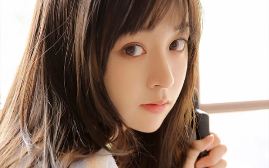 70岁老人被送进老人洞，三个馒头吃一个月，几十年来只有奶奶平安归来