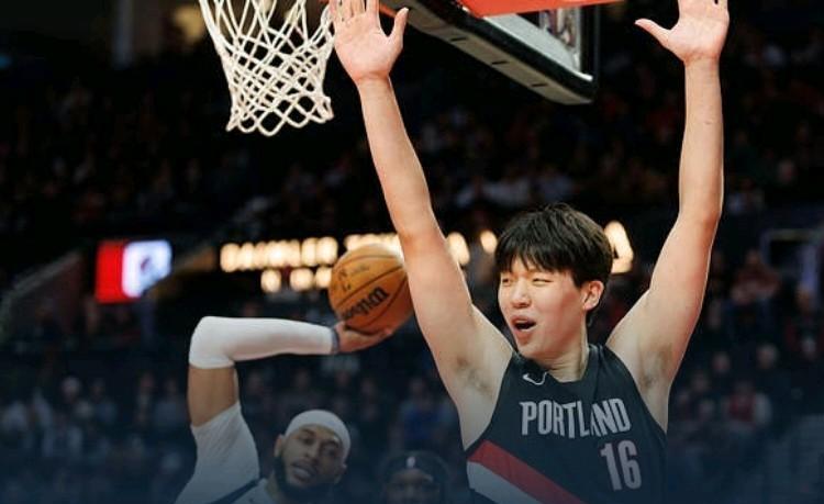 之前我一直是杨瀚森维护者，但是今天不得不说几句实话。你好不容易连续四场能进去常规