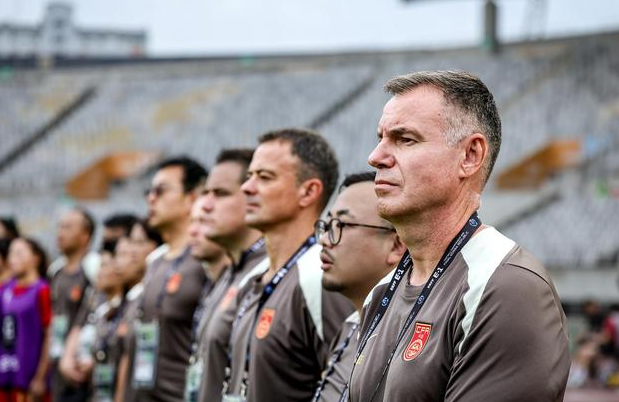 中国女足主帅:下半场注意力太不集中，让我们吃尽苦头

7月13日下午，2025韩