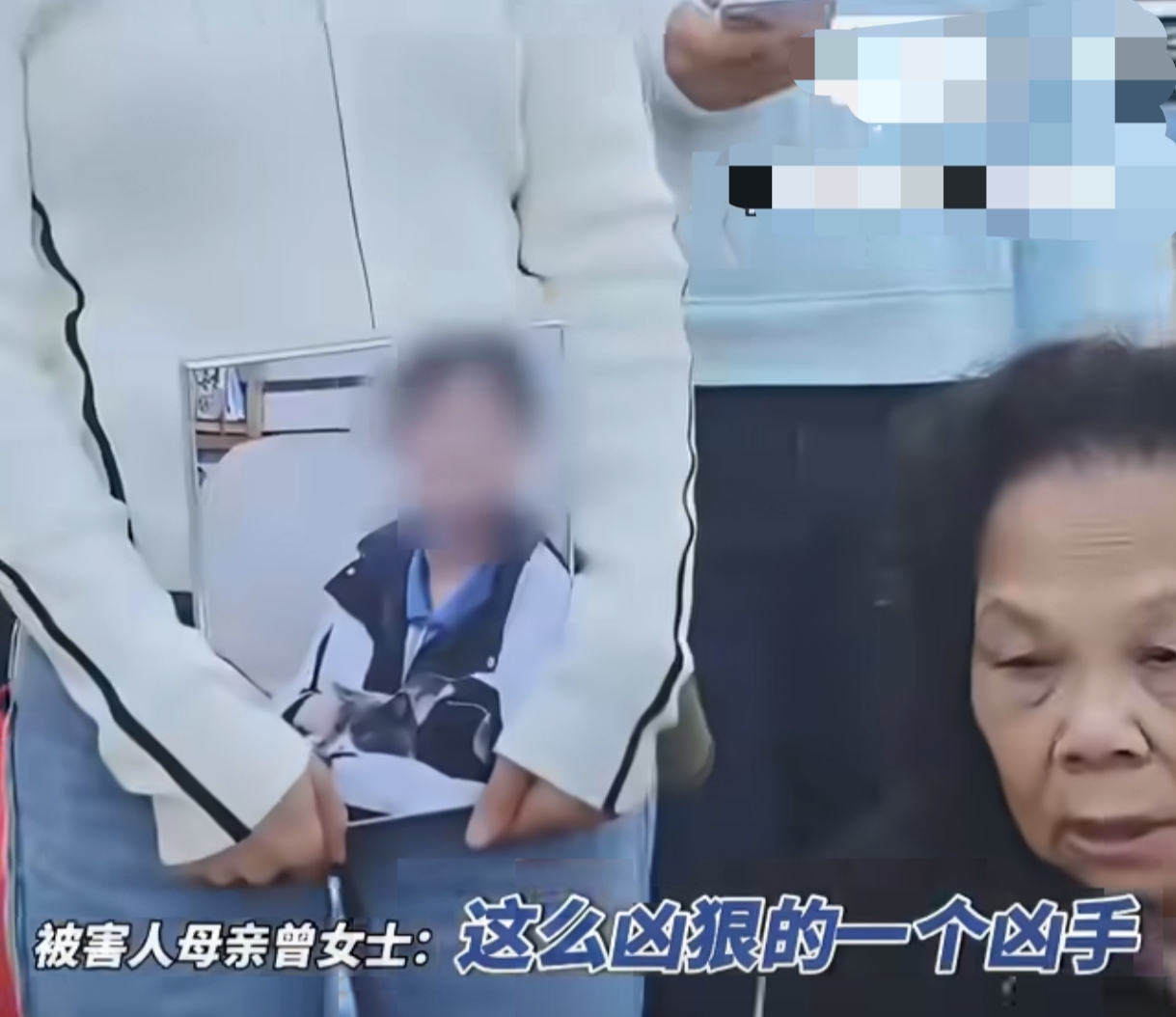 深圳14岁男生杀害女同学被判无期，父亲跪地求谅解，受害者母亲崩溃泣诉
14岁的孩