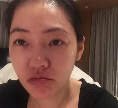 3月17日，老有命理师说小S可能会出事
之前说小S的情况比较糟糕，49岁有个大坎