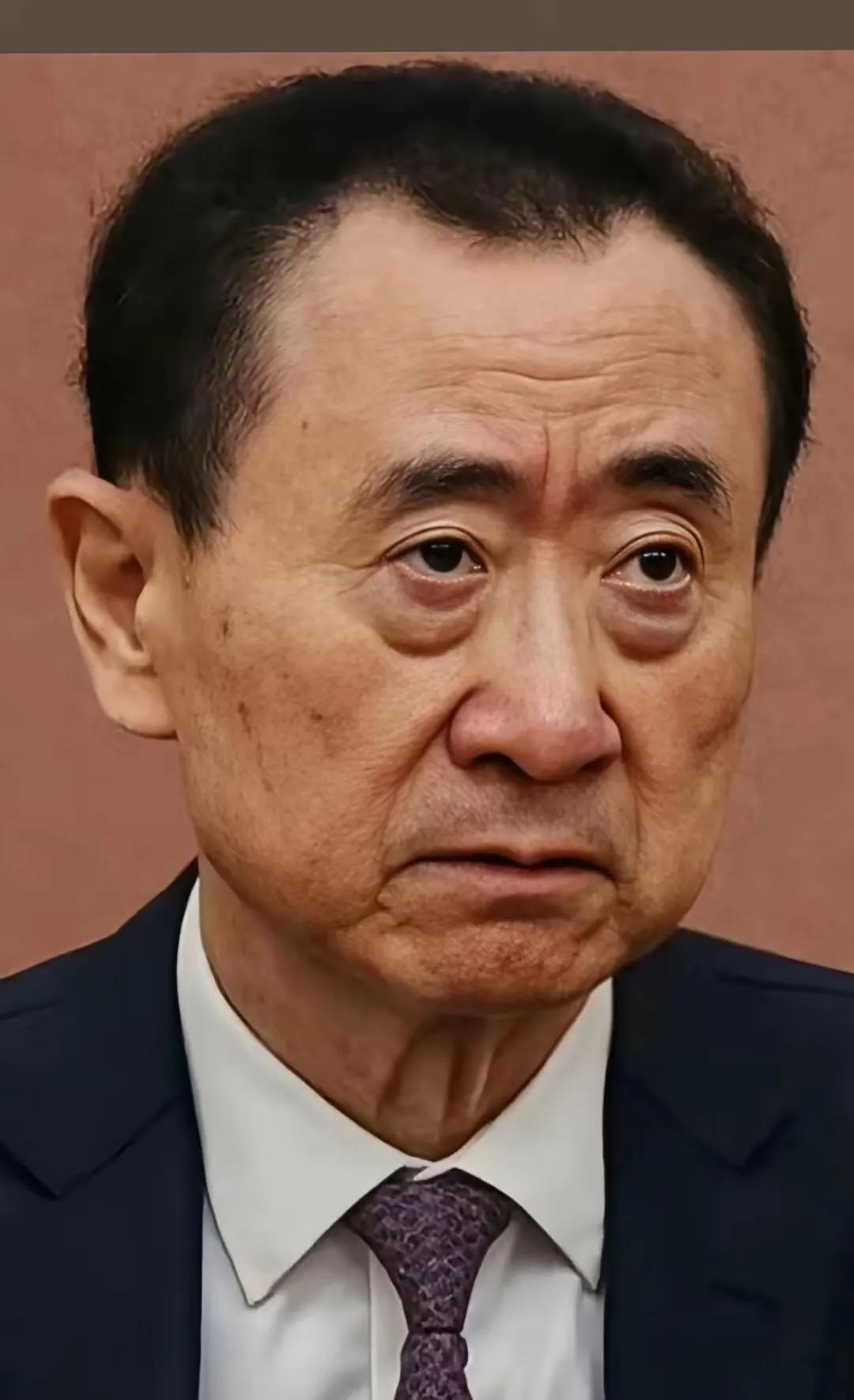 老王下巴不行，晚运差[微笑]