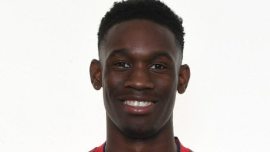 巴洛贡作为阿森纳的前锋，一直以来都备受球