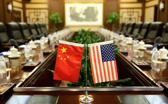 中美长谈了六小时，晚饭都没时间吃，特朗普对华发出一句感慨：真不容易！

这场谈判