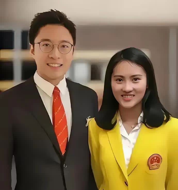 在我眼里第一强的女人不是伏明霞，也不是郭晶晶而是陈若琳！没有之一！
她是唯一克