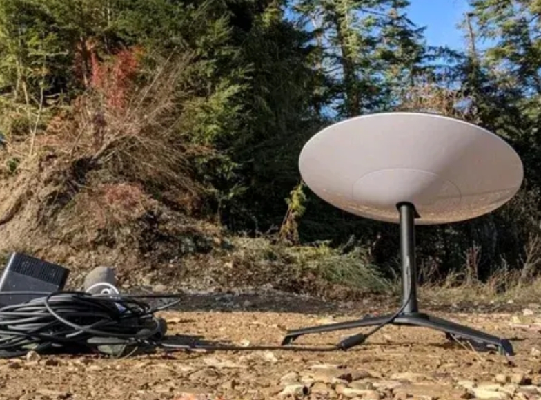 马斯克的星链如果背叛乌克兰，会导致各国纷纷弃用。
星链在还没有站稳生态位的时候，