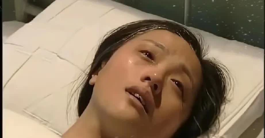辛柏青早在五年前就预感到这一天会到来。

明明早有预感，可当那一刻真正来临，
