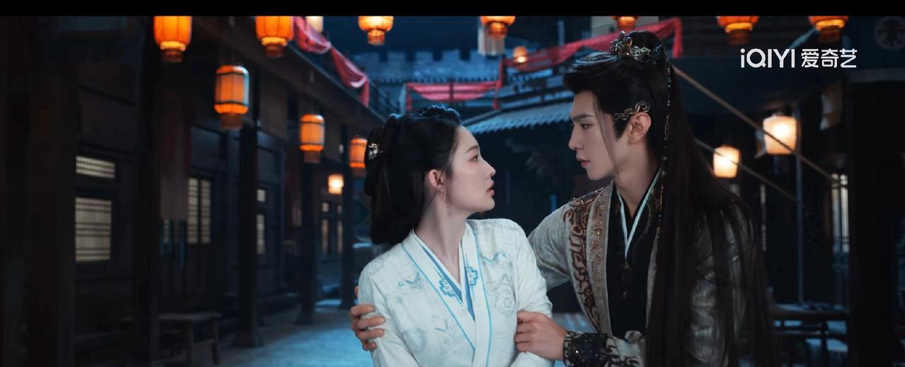 《一笑随歌》付一笑那一箭不仅救了凤随歌一命，救了凤字营几千人性命，还救了平陵城的