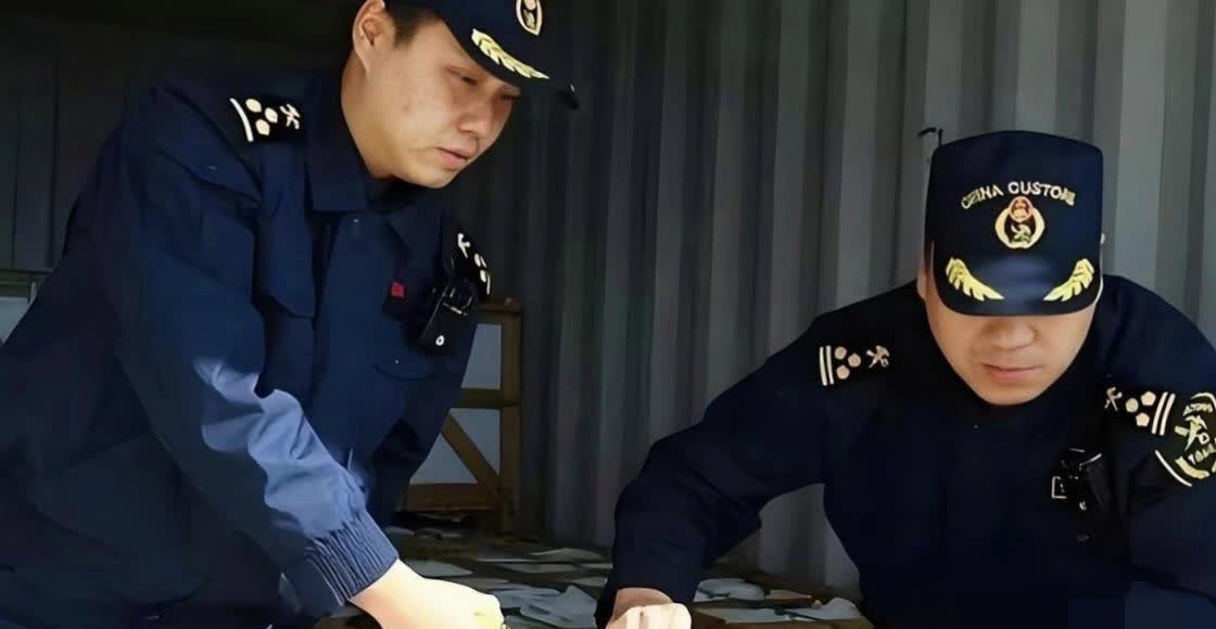 一觉睡醒，海关截获6台工业设备，掀开了稀土争夺战的隐秘战场！