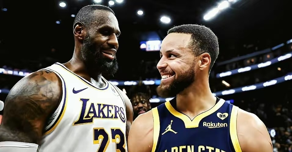 NBA传奇时代逐渐落幕，詹杜库虽仍能贡献高光表现，但联盟已进入约基奇主导的新纪元