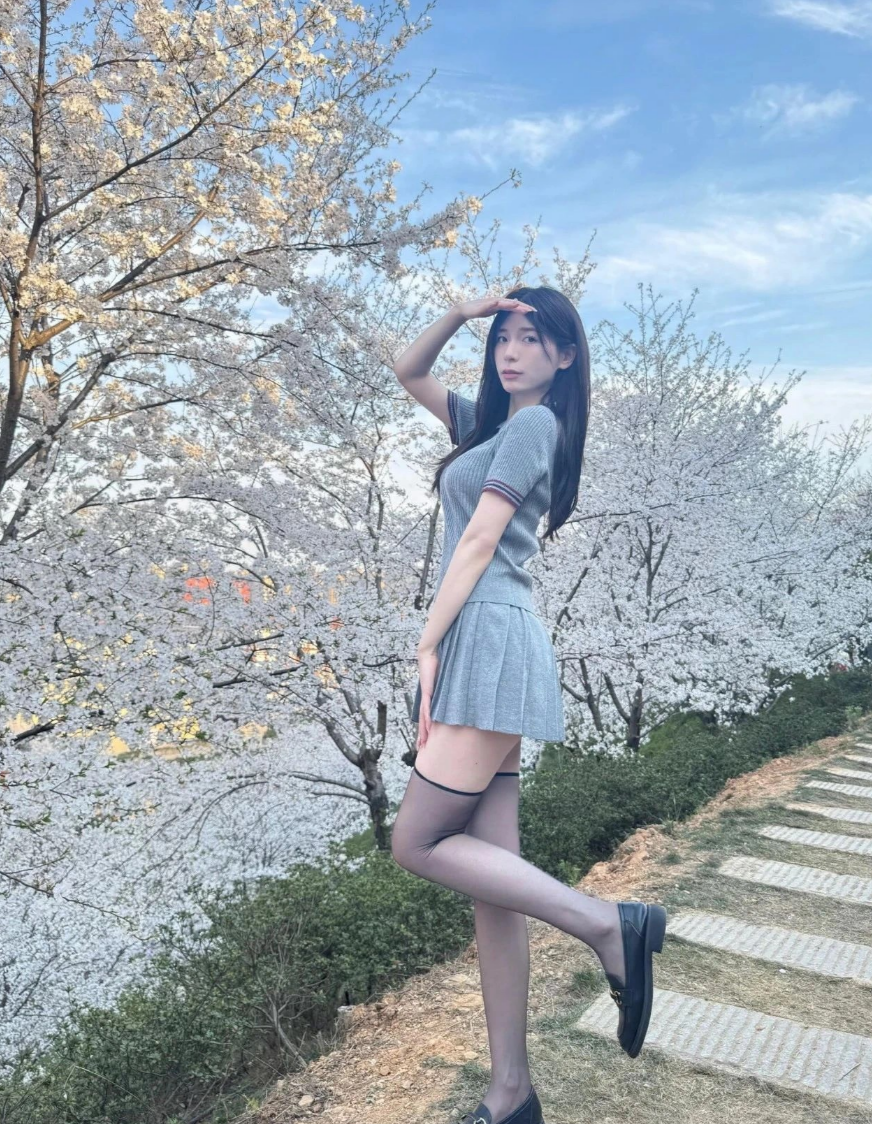 这张照片藏了个「小心机」… 放大 3 倍才能发现！