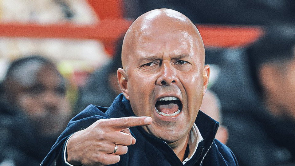 0-3出局！2-0完胜！疯狂一夜，利物浦遭三杀，阿森纳8连胜，曼城逆转晋级