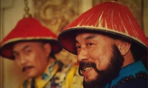 老十四和雍正是一个妈生的，为啥不支持自己的四哥呀？很简单，最初老四也是老八的支持