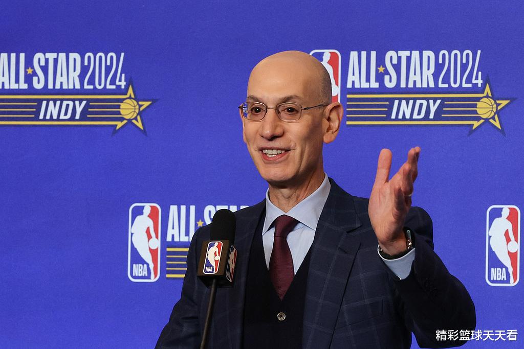 NBA总裁肖华：“过去7年夺冠的球队是7支不同的球队！”

球迷1：“看来肖华是