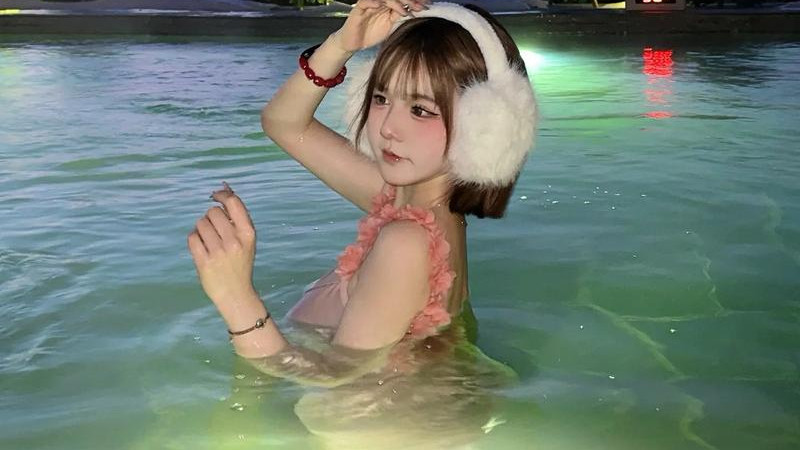 下雪了，泡温泉的人却越来越少