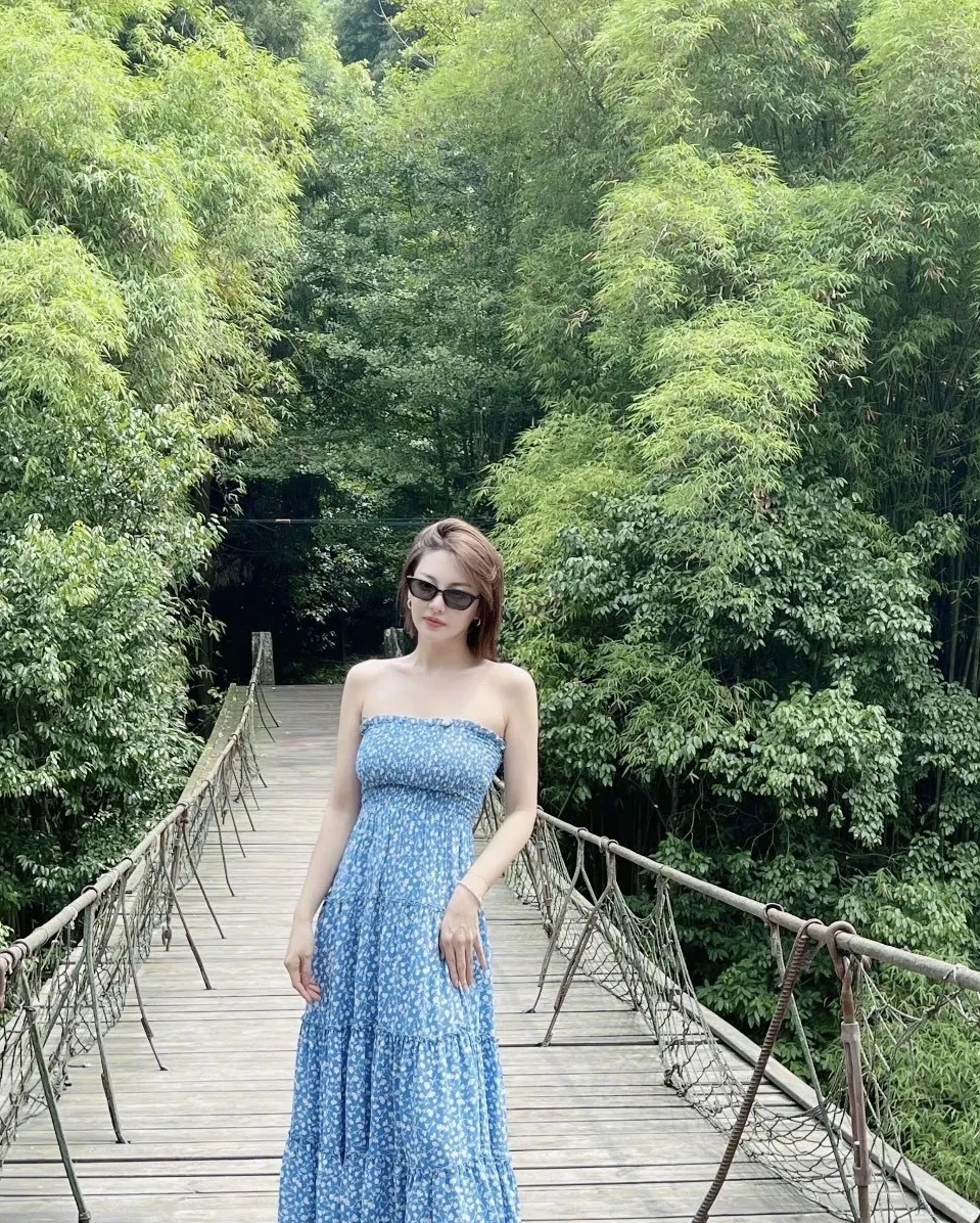 张雨绮，166cm，生活不止眼前的苟且，还有诗和远方。