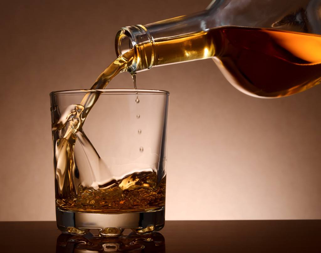 尿酸高喝啤酒是大忌！喝点红酒可以吗？