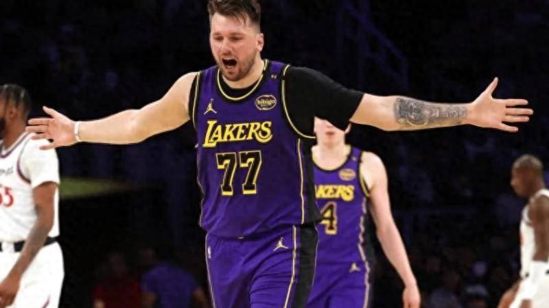 39分30分31分！东契奇历史第一，詹姆斯发出请求，而湖人还有奇迹