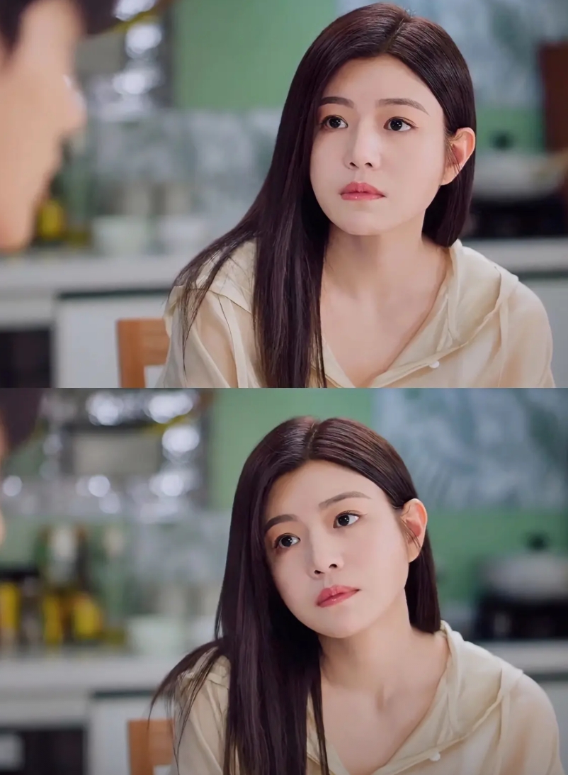 什么叫相由心生？

以前不知道，现在知道了，不信你看陈妍希，从结婚到现在离婚了，