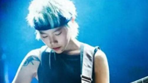 王菲女儿窦靖童，“整容式”亮相上海电视节，天后基因太强大