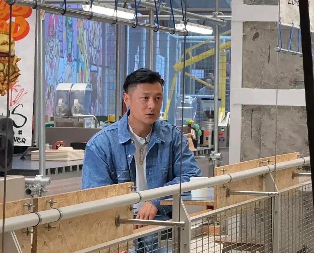余文乐还是这么有气质