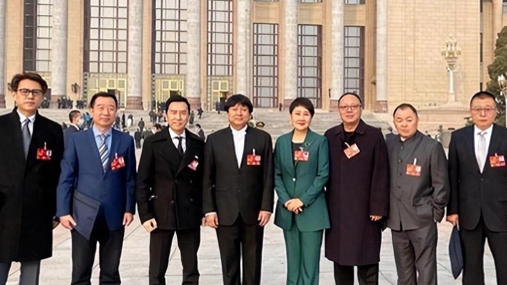 两会揭示明星体制的地位，这四位明星受到国家邀请认可