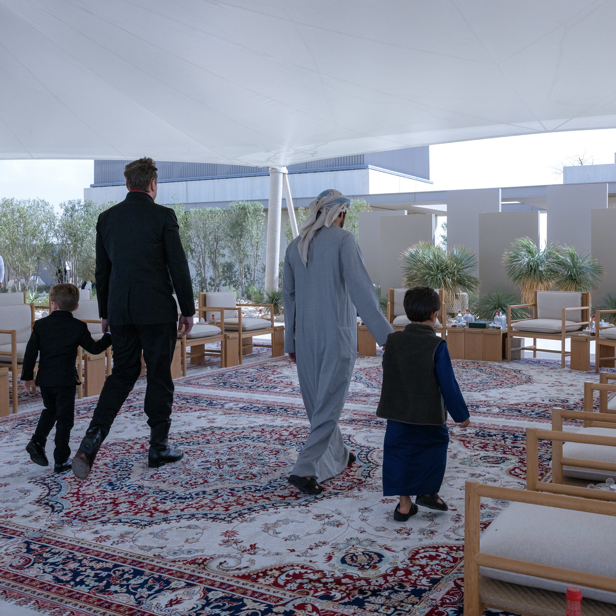 马斯克：生孩子是对未来抱有乐观态度的表现～