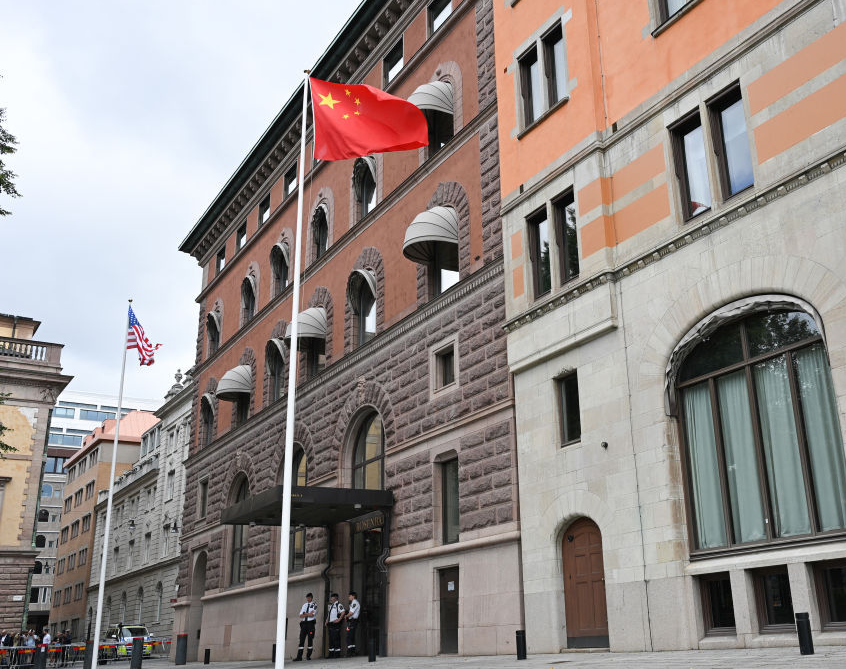 中美破冰48小时！瑞典闭门会谈释放关键信号：交锋激烈但互让终有突破​​