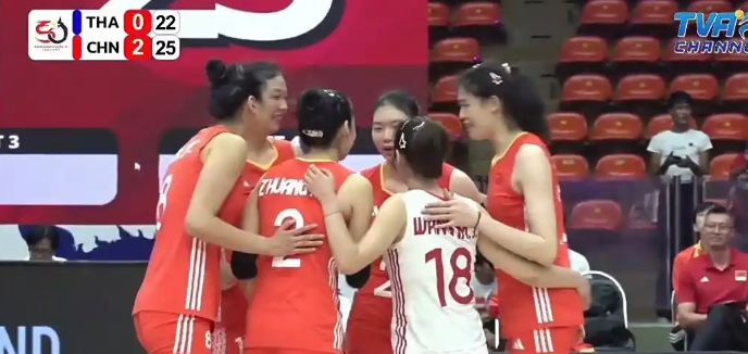 李盈莹时隔185天重返球场，出战中国女排与泰国女排的世锦赛热身友谊赛。
今年2月