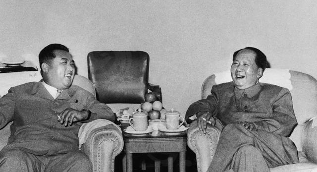 中朝因何在1965年交恶，后面又为何重新回暖？1949年新中国建立后，朝鲜立马与