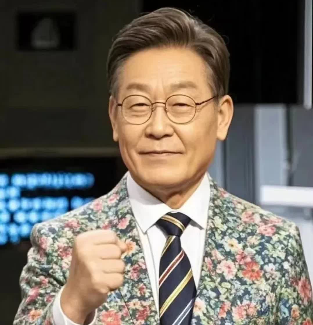 就在刚刚
韩国政府宣布了！
7月21日，

正在研究改善与朝鲜的关系，包