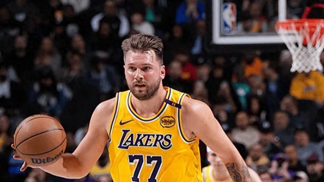 继詹姆斯后3大首发全部宣布受伤