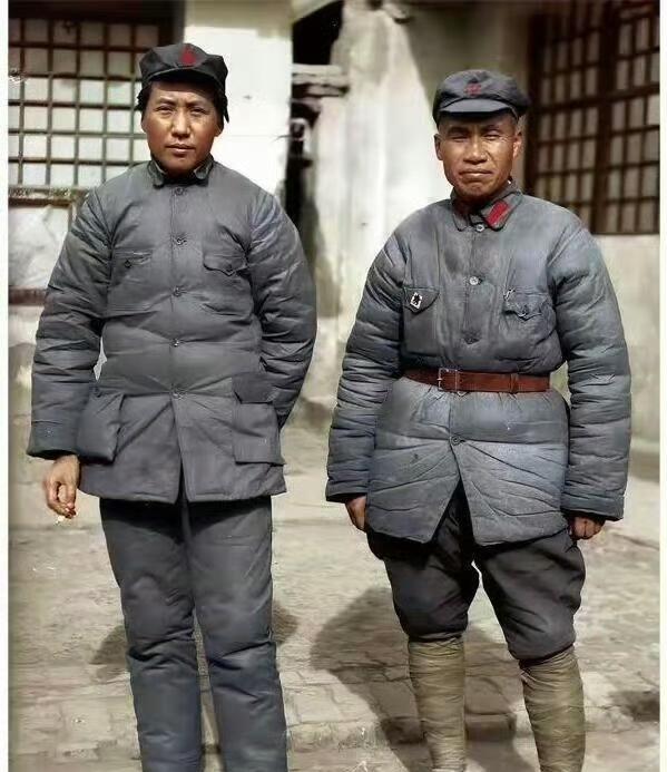#世界历史上最伟大的改革是哪一次#
中国人民在伟大领袖毛主席的带领下推翻三座大山