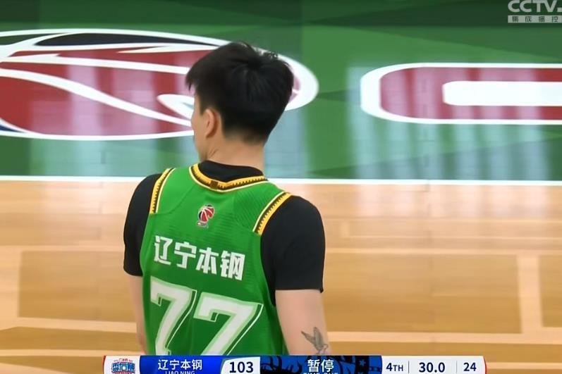 张镇麟不是求战欲望很高吗？怎么看着根本就没想打啊？在场上进攻没欲望，防守不积极，