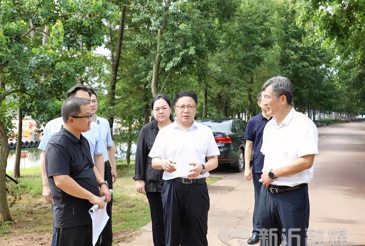 #高看徐州# 8月27日，新沂市市委书记李胜现场调研花厅部落规划建设时强调，要锚