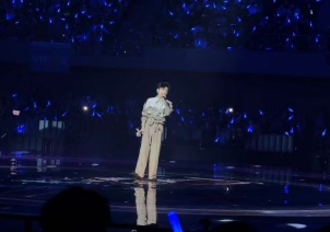 苏州站的《如果呢》合唱太有感染力！郑润泽的嗓音清澈温柔，搭配全场大合唱，每一句都