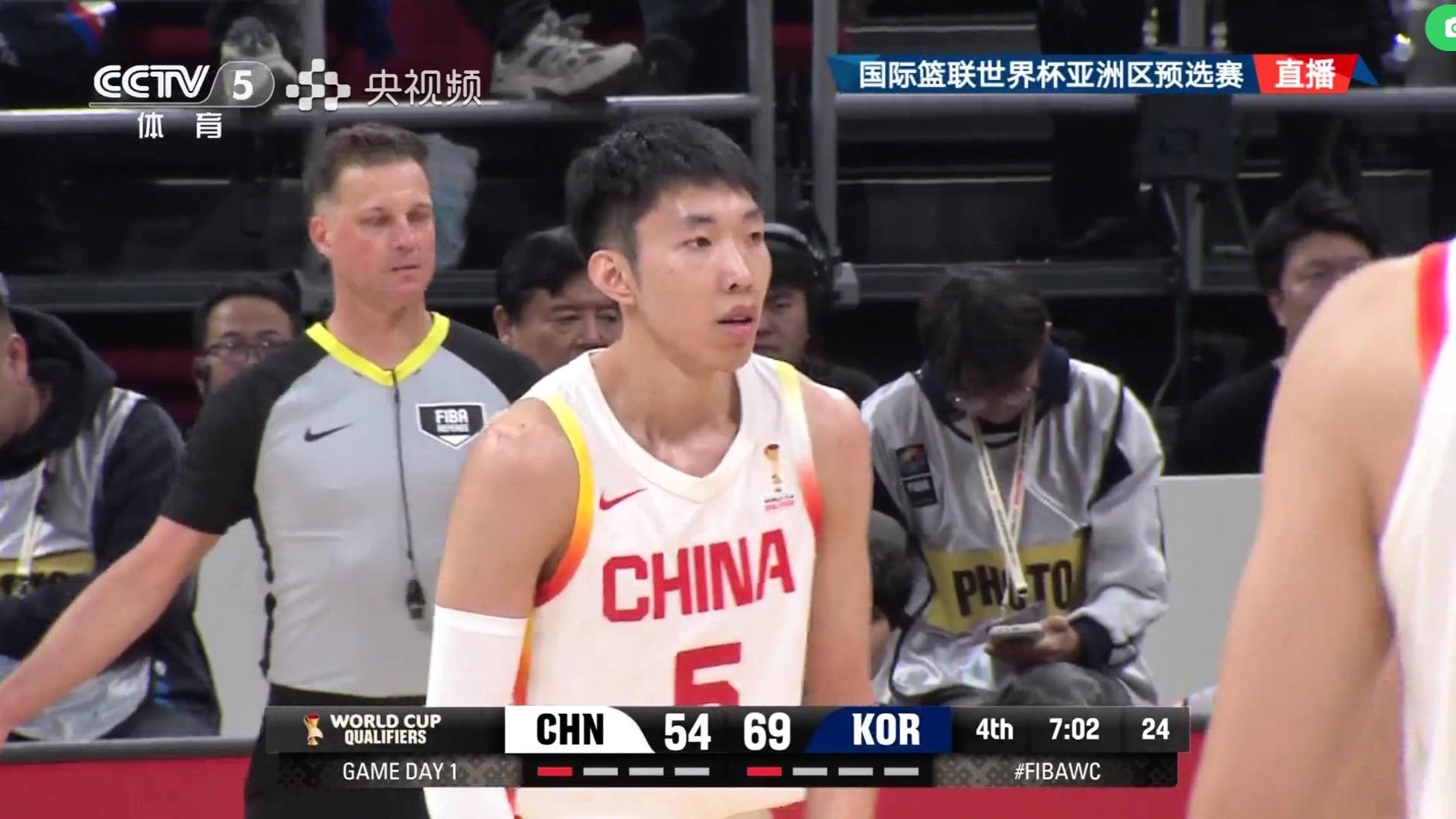 世预赛，中国男篮76: 80不敌韩国