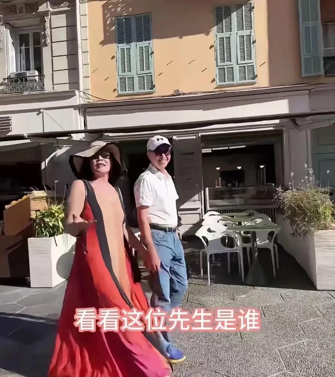 这对前亲家
真再次杠上了
S妈苦哈哈发文
要找一位能陪伴她的好友
会开车正能量能