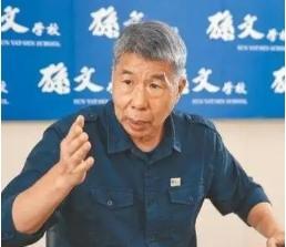 台媒有一明白人张亚中，中国许多人都没有想到的，他想到了，他说：大陆对台的军演到底