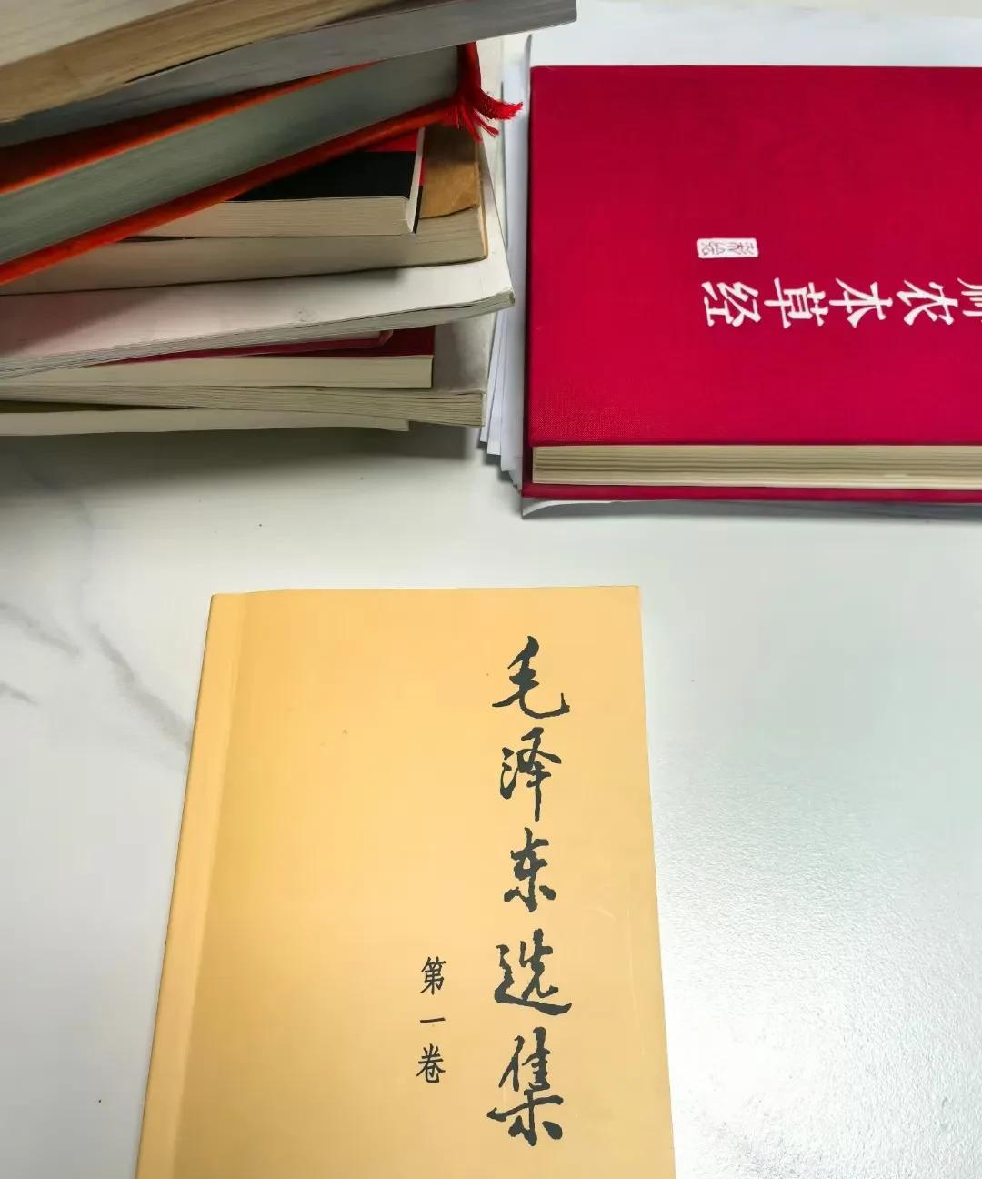 十二年寒窗苦读，今日落下帷幕，等待你的是光明的前途，努力，加油吧！
[玫瑰][玫