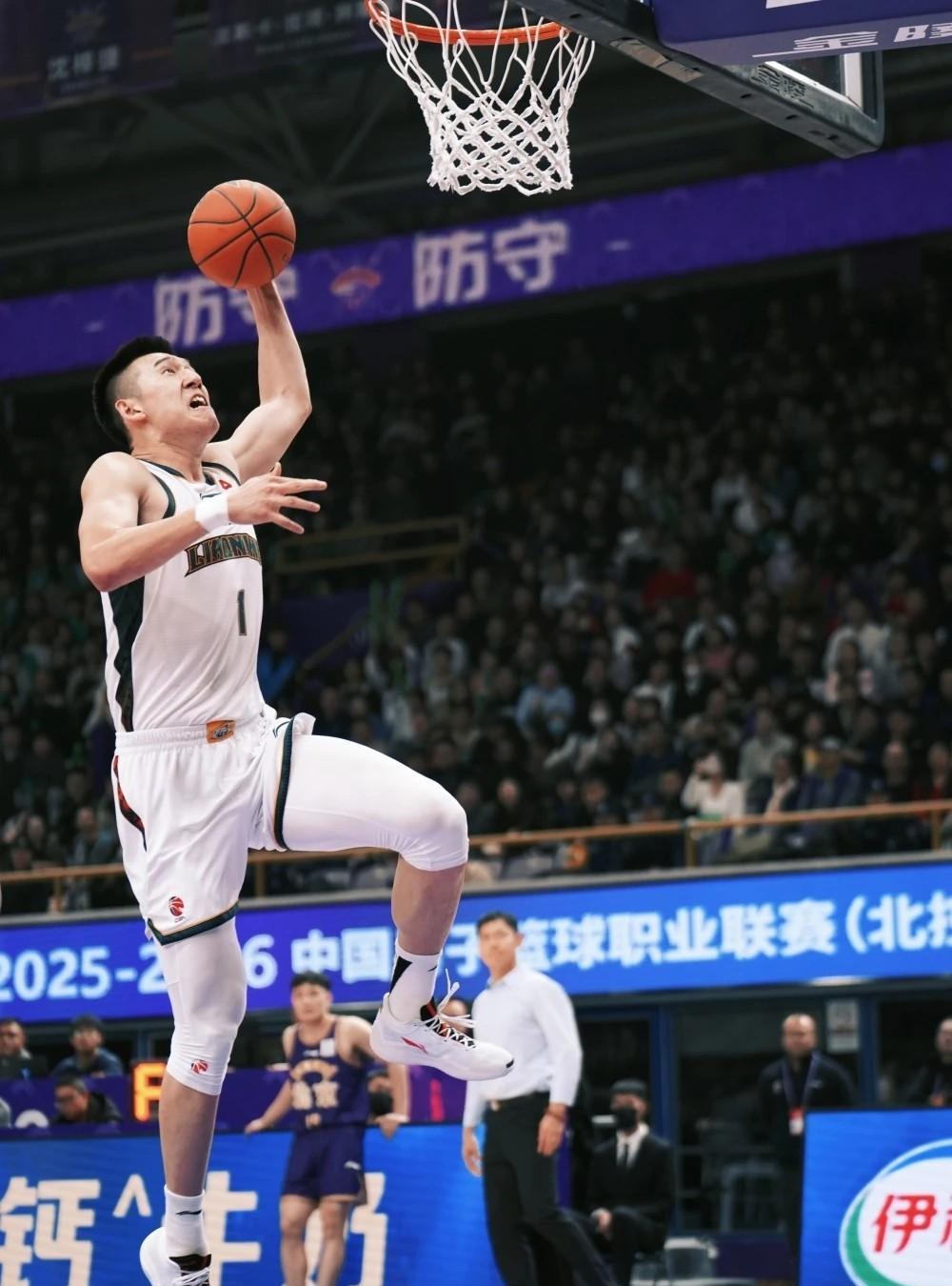 第七轮CBA联赛28日全部战罢，本轮仅4位本土球员得分20+，而且其中的三位最终