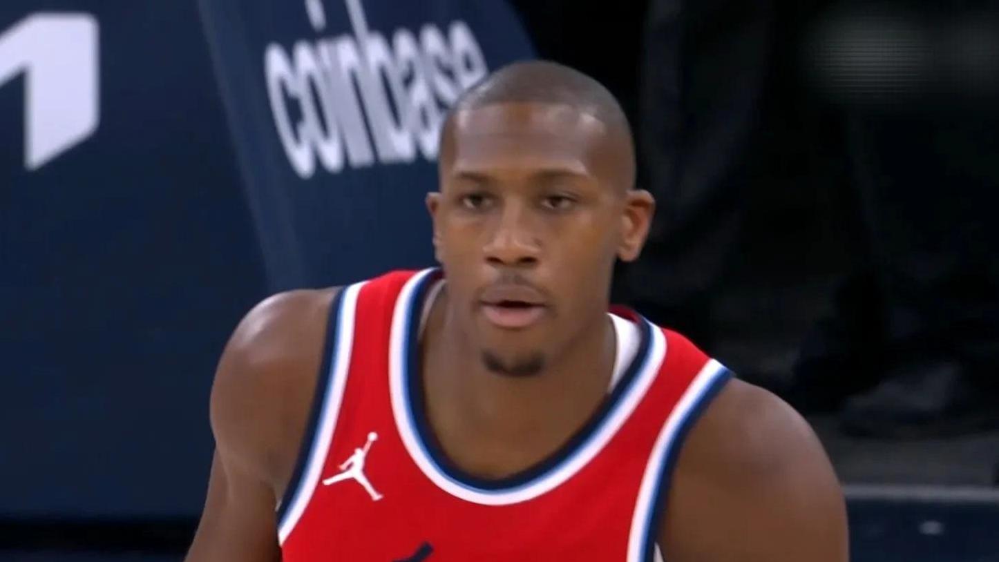 快船114-91大胜独行侠，小卡20+6，背后有这5个事实值得关注