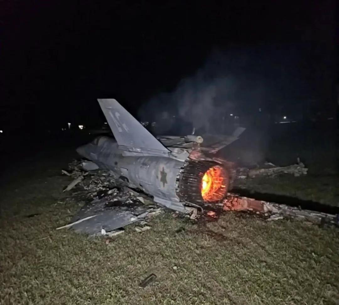 伊朗终于扬眉吐气，公布击落F-35铁证，导弹击中以军国防部大楼。
伊朗在以色列的